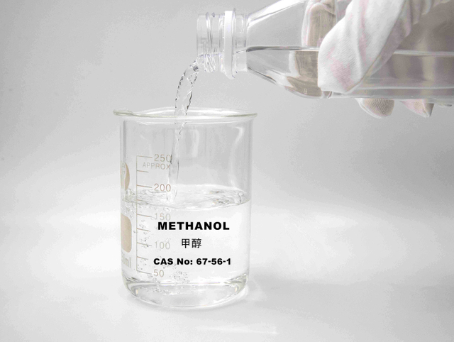 Метанол высокой чистоты CH3OH для производства формальдегида и биодизеля - промышленные растворители и топливо |Массовый поставщик 